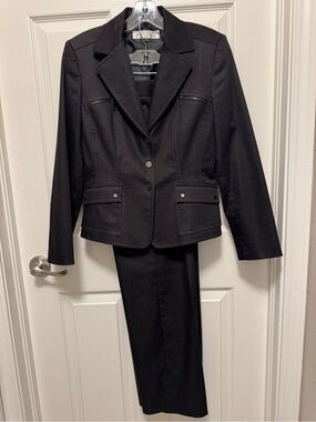Classic Black Two-Piece Pant Suit